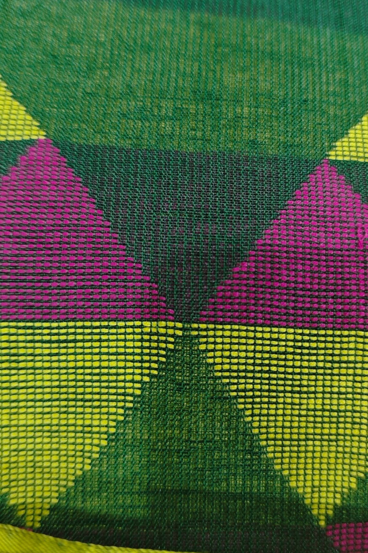 Green Damru Palla Maheshwari Saree