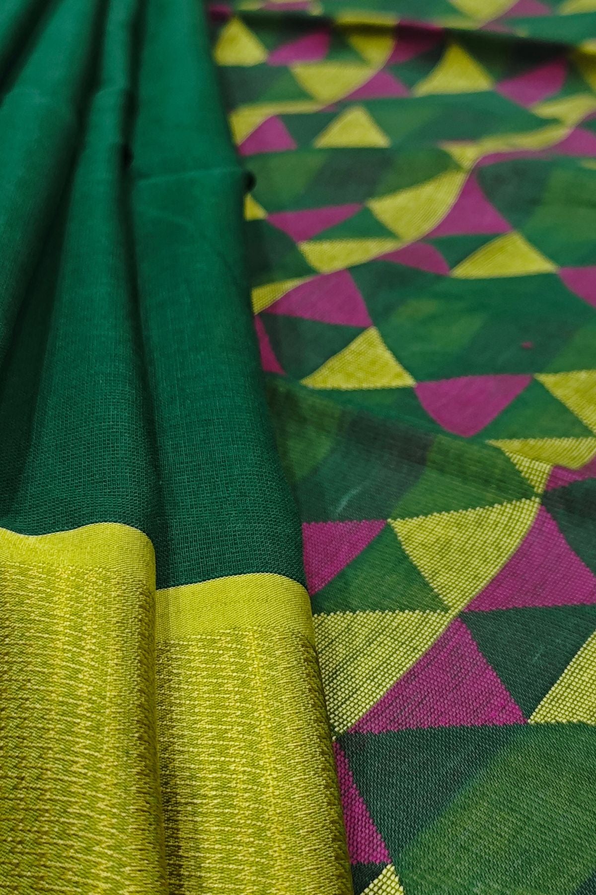 Green Damru Palla Maheshwari Saree
