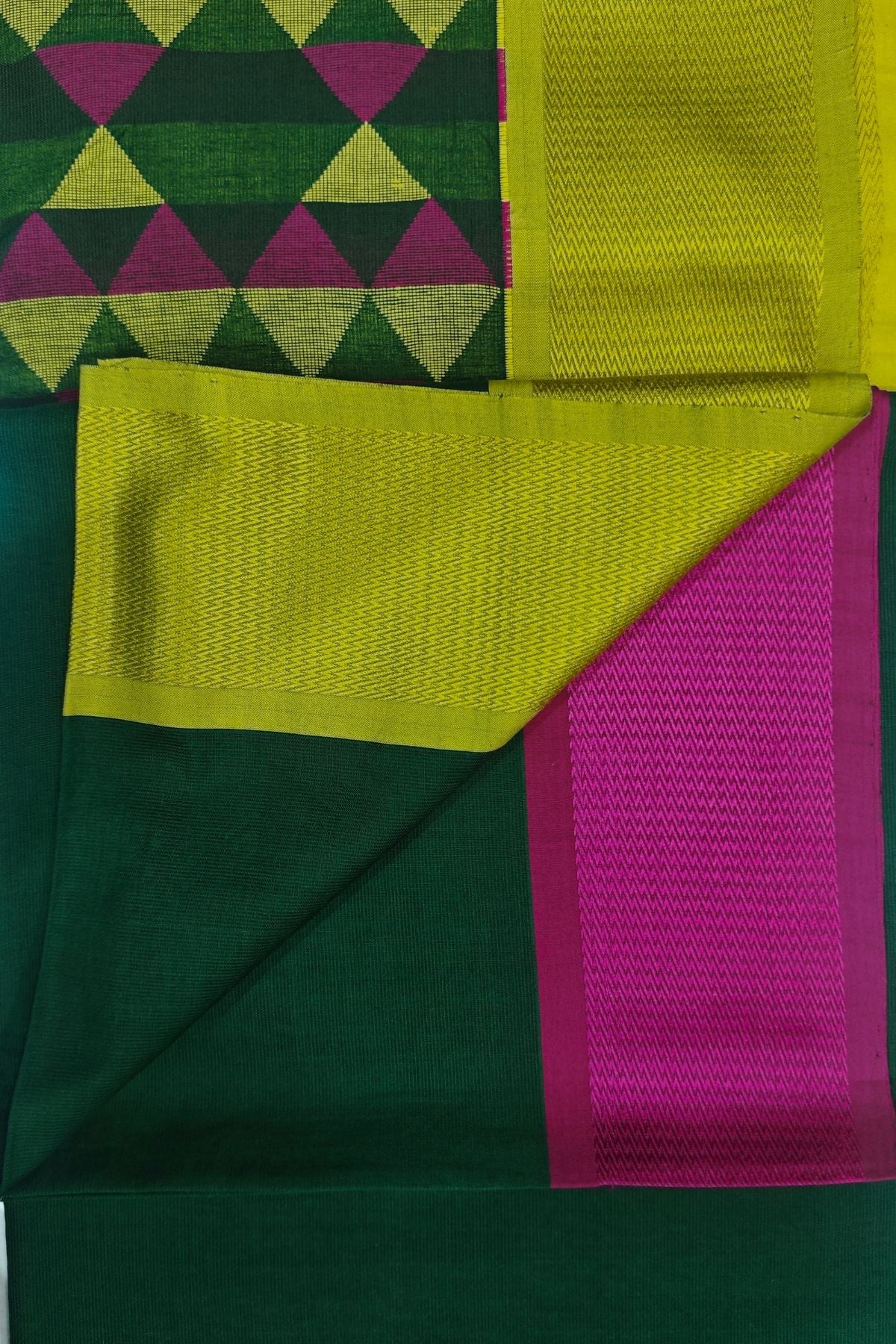 Green Damru Palla Maheshwari Saree