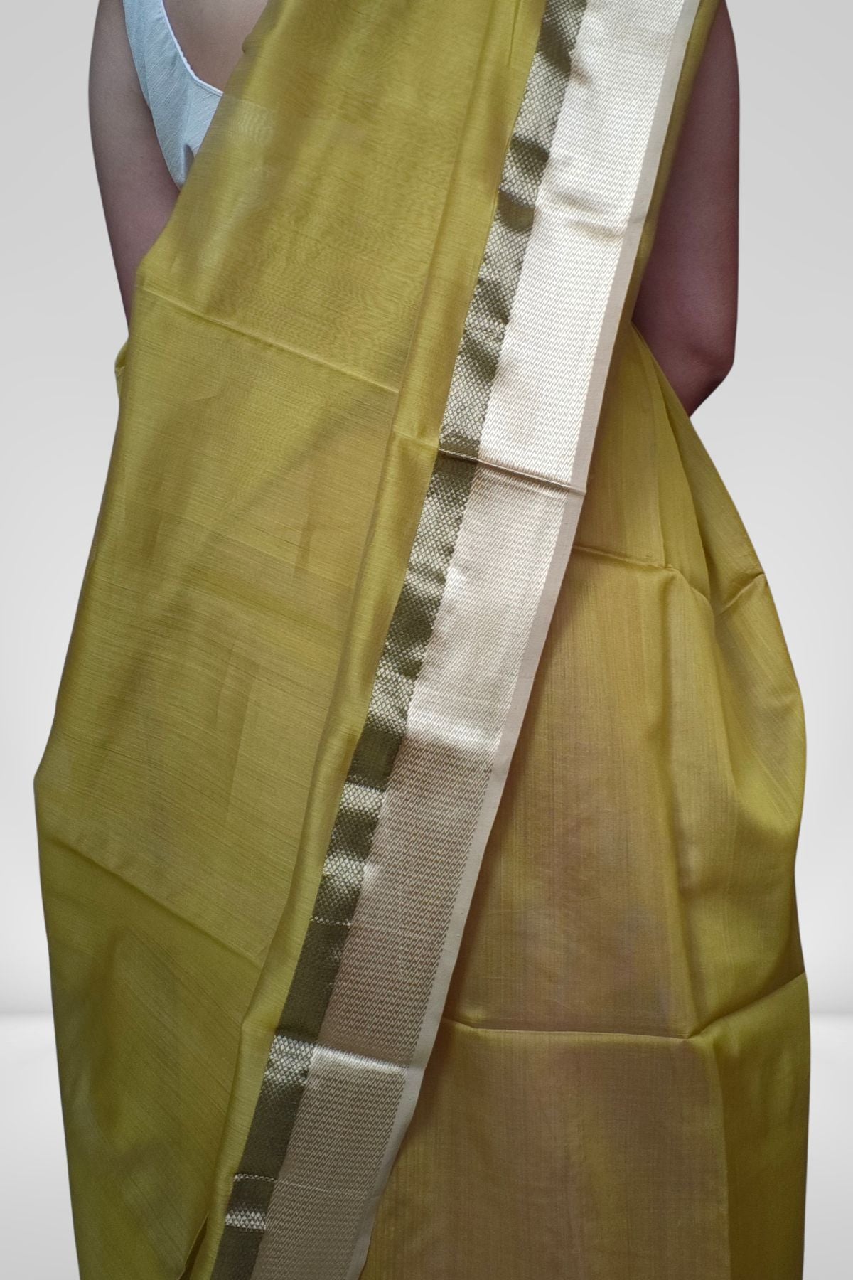 Green Kell Border Maheshwari Saree