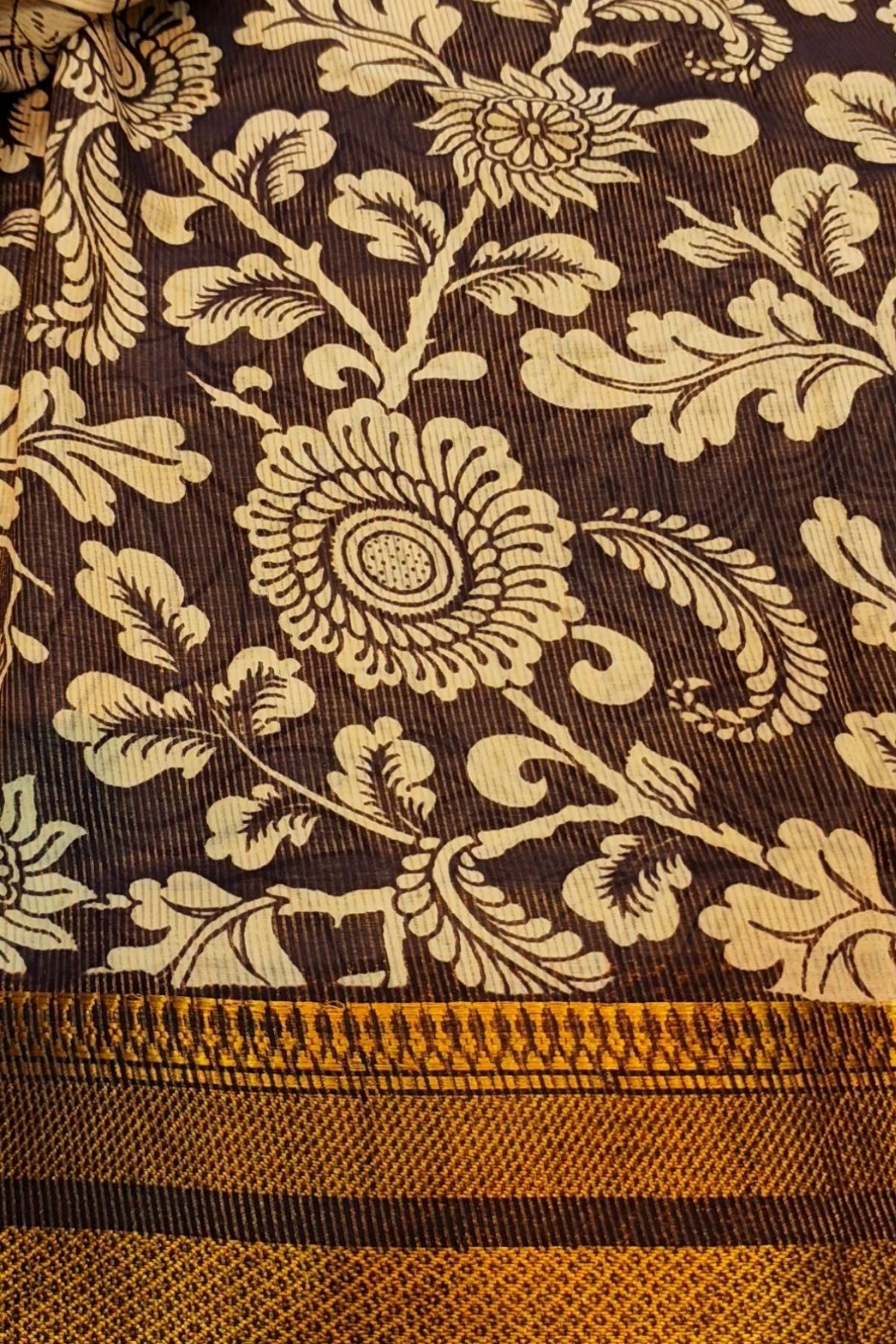 Ivory Srikalahasti Kalamkari Saree 1