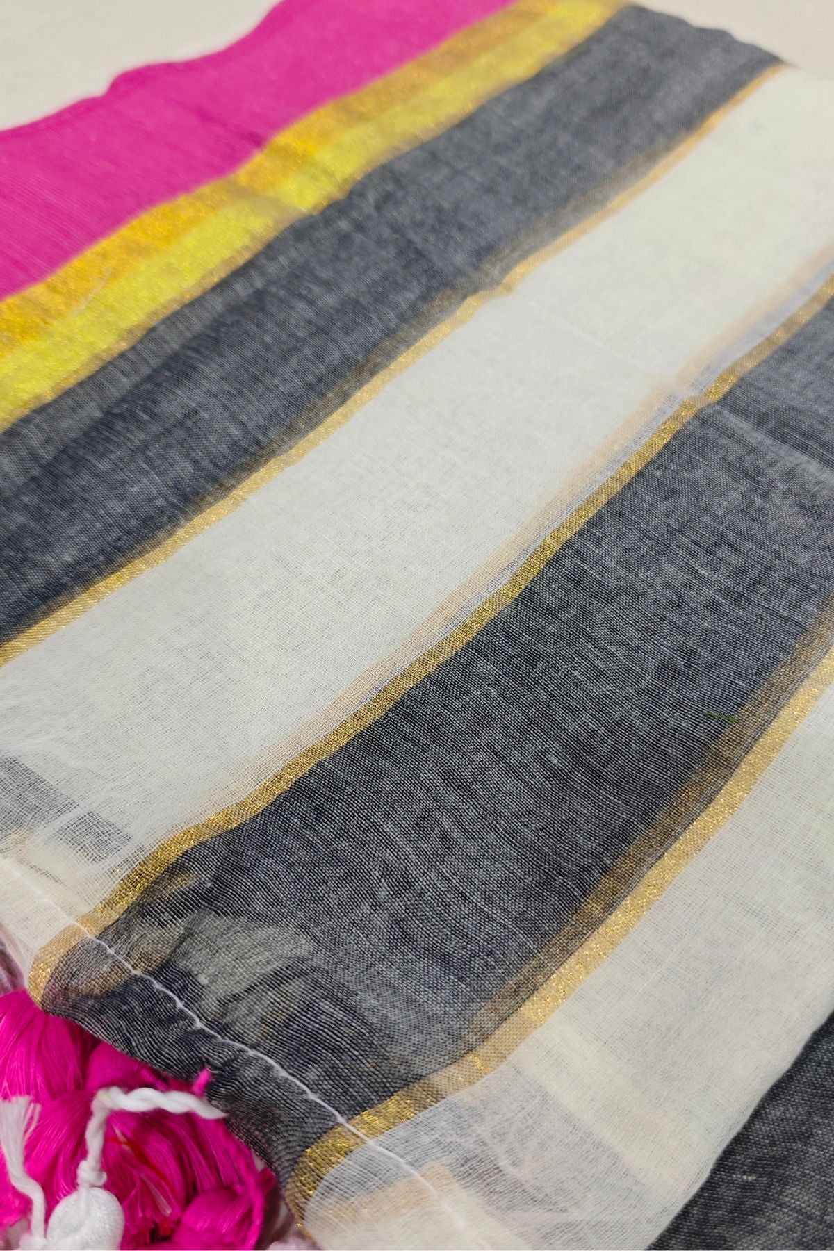 White & Grey Mulcotton Saree